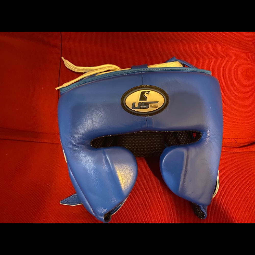 Boxing MMA Muay Thai cowhide leather head gear